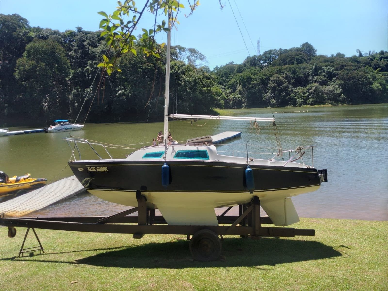 VELEIRO CRUISER 18 EM ÓTIMO ESTADO! OPORTUNIDADE ÚNICA!